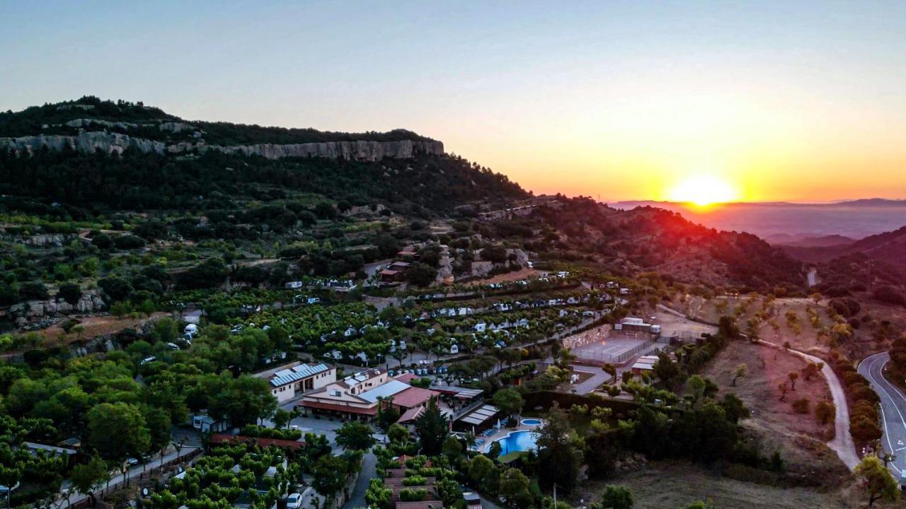 Camping Bungalow Serra De Prades Resort Vilanova de Prades Ngoại thất bức ảnh