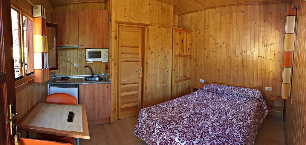 Camping Bungalow Serra De Prades Resort Vilanova de Prades Ngoại thất bức ảnh